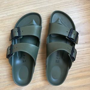Birkenstock size EU 37 (U.S. 6-6.5) color Khaki